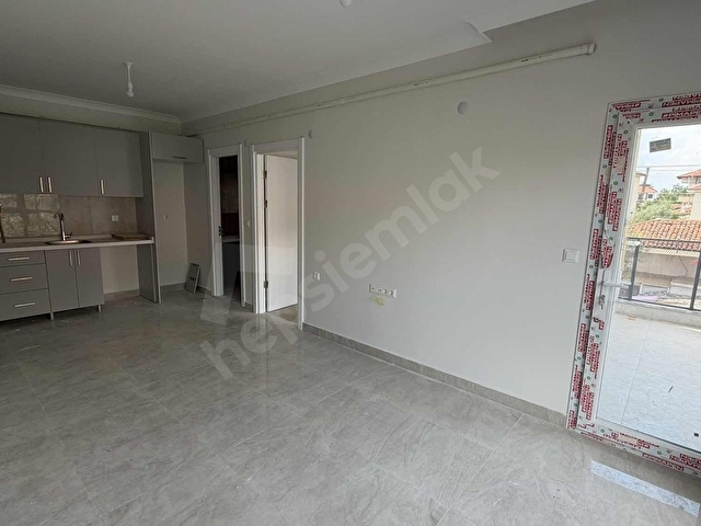 Muğla Ulada geniş 1+1 daire - Görsel 21