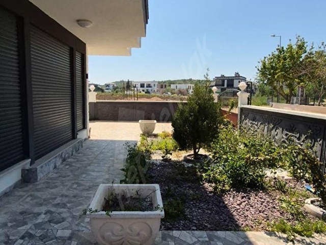 Tam Müstakil Villa Özel Havuz ve Otoparklı - Görsel 28