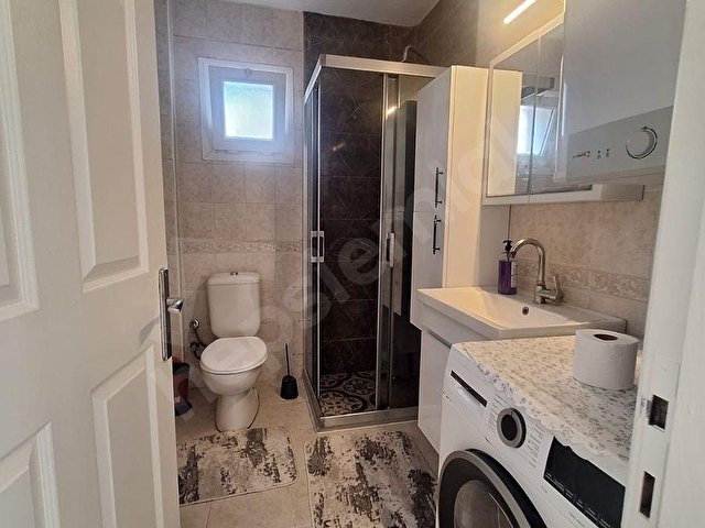 Çiftlikköyde Kalyondan sahile çok yakın eşyalı kiralık daire - Görsel 13