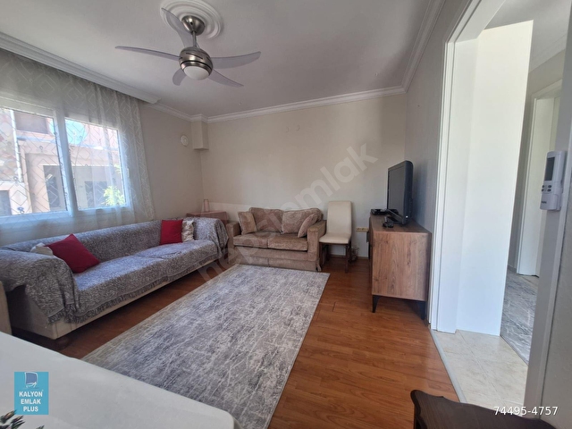 Çiftlikköyde Kalyondan sahile çok yakın eşyalı kiralık daire - Görsel 4