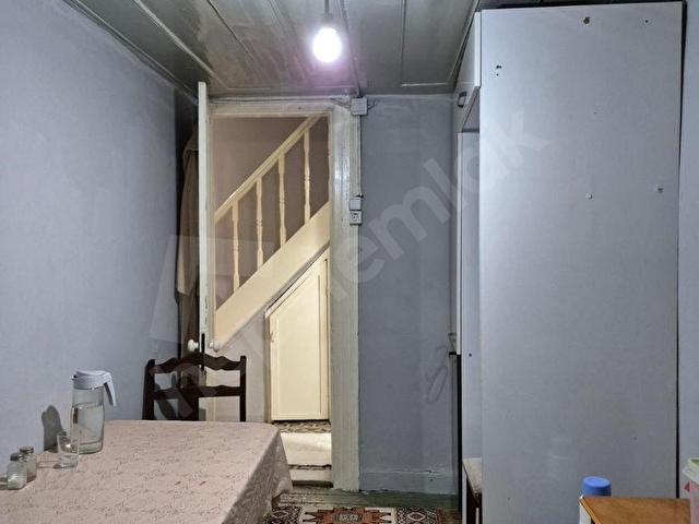 Küçükyalıda Satılık 9+1 Tarihi Tescilli Mustakil Ev - Görsel 13