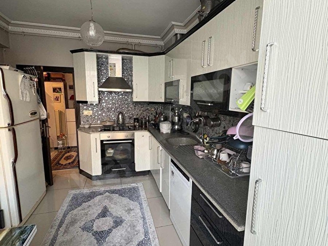 İLKADIM BAHÇELİEVLERDE MERKEZİ SATILIK DAİRE - Görsel 5