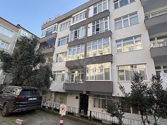 İLKADIM BAHÇELİEVLERDE MERKEZİ SATILIK DAİRE