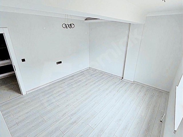 SİNERJİDEN ÇOK GENİŞ VE KULLANIŞLI FULL YAPILI ARA KAT ÖN CEPHE - Görsel 27