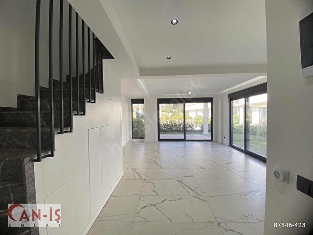 Aslanbucakta Havuzlu Yerden Isıtmalı Modern Villalar Caniş Emlak - Görsel 10