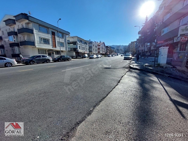 GÖRAL DAN KABİL CAD. ÜZERİ  180 M2  DÜZ AYAK (3.5m YÜKSEKLİK ) HER İŞE UYGUN HAZIR KİRACILI DÜKKAN - Görsel 10