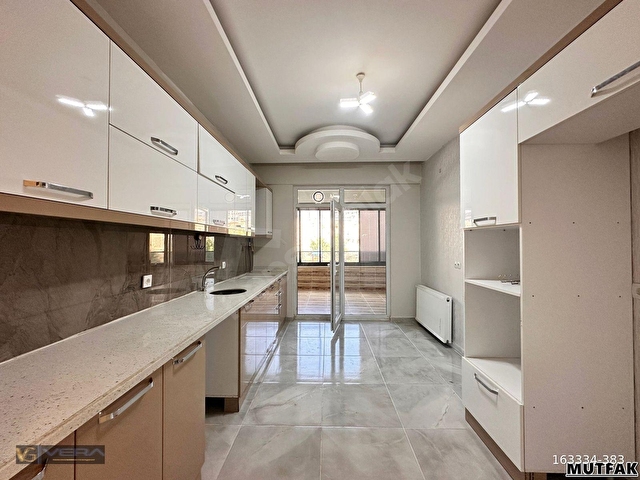 FISTIKLIKDA GENİŞ OTURUMLU BAKIMLI SATILIK 3+1 DAİRE - Görsel 18