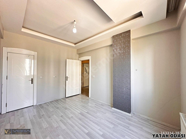 FISTIKLIKDA GENİŞ OTURUMLU BAKIMLI SATILIK 3+1 DAİRE - Görsel 16