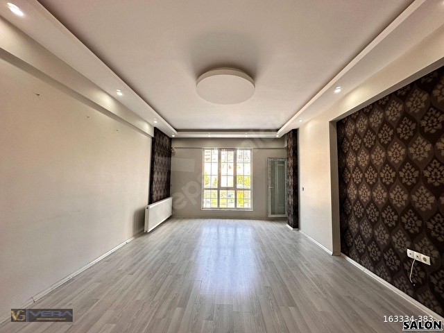 FISTIKLIKDA GENİŞ OTURUMLU BAKIMLI SATILIK 3+1 DAİRE
