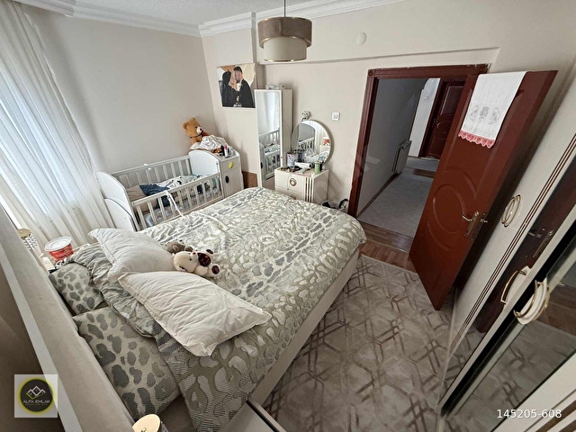 AKŞEMSETTİN MAHDE ARA KAT ÖN CEPHE 3+1 YAPILI SATILIK DAİRE - Görsel 26