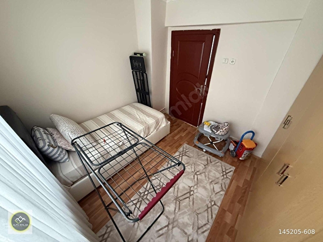 AKŞEMSETTİN MAHDE ARA KAT ÖN CEPHE 3+1 YAPILI SATILIK DAİRE - Görsel 18