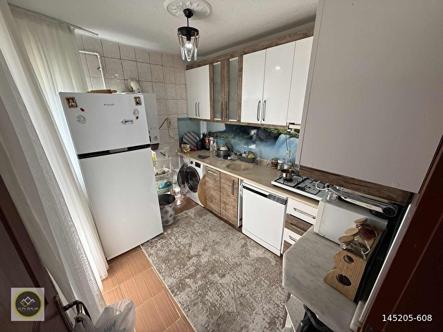 AKŞEMSETTİN MAHDE ARA KAT ÖN CEPHE 3+1 YAPILI SATILIK DAİRE - Görsel 2