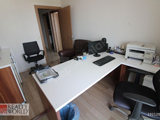 Kiralık Ofis Büro----MVK Work Square----7.kat Balkonlu--- 2+1 - Görsel 3