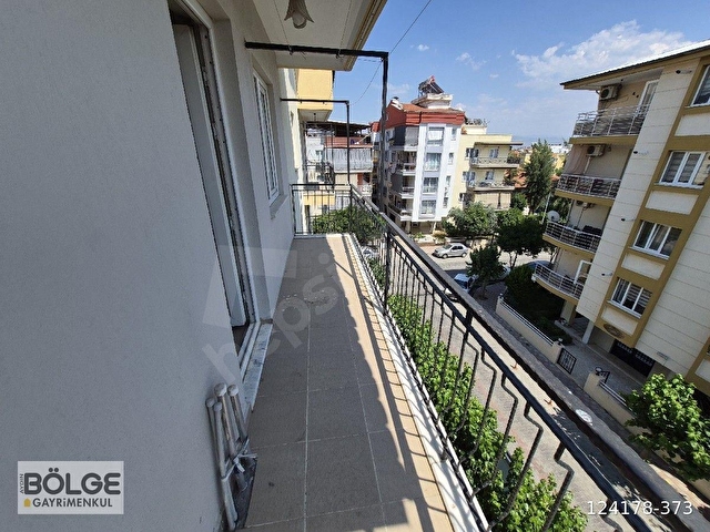 AYDIN GİRNE MAHDE SATILIK 3+1 KÖŞE KONUMLU DAİRE - Görsel 17