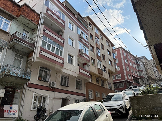 RAMİ CUMA MAH. MERKEZDE 125 m2 3+1 FIRSAT DAİRE
