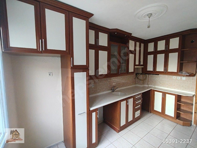 HALİL EMLAK TAN ARAKAT DOĞAL GAZLİ 2+1 100 M2 20 TL