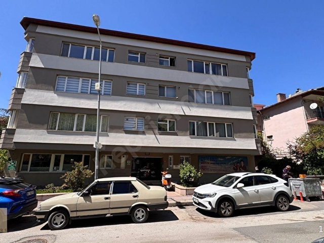 ÇANKAYA AZİZ SANCAR SOKAK ÜZERİNDE 4+1 SATILIK DAİRE - Görsel 8