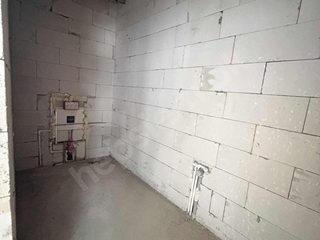 EMPİRE BEYLİKDÜZÜ E-5 ÜZERİNDE METROBÜS YANİ SATILIK 1+0 OFİS - Görsel 7