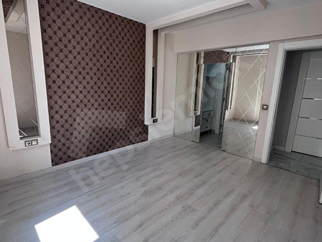 Papatya caddesi üzerinde, 175 M2 SATILIK DAİRE - Görsel 9