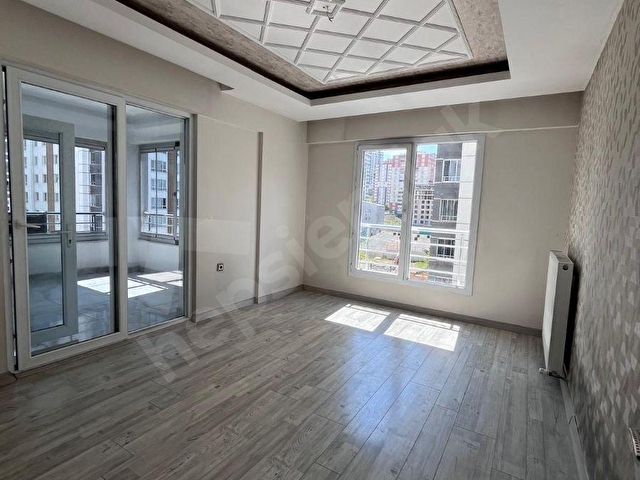 Papatya caddesi üzerinde, 175 M2 SATILIK DAİRE - Görsel 7