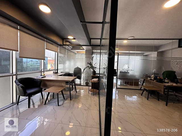 KİRALIK PRESTİJLİ PLAZA GÜZELYURT METROBÜSE 100 METRE - Görsel 29