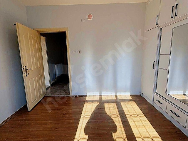 MEYDAN MAHALLESİ SATILIK MÜSTAKİL EV VE ARSASI - Görsel 18