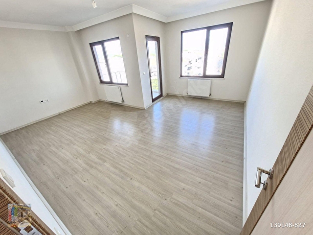 CADDE ÜZERİ KULLANIŞLI 2+1 DOĞALGAZLI KİRALIK GENİŞ DAİRE - Görsel 6