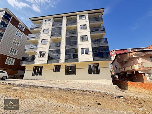 TEKİRDAĞ ORTACAMİ MAH. ARAKAT SIFIR 1+1 KİRALIK DAİRE