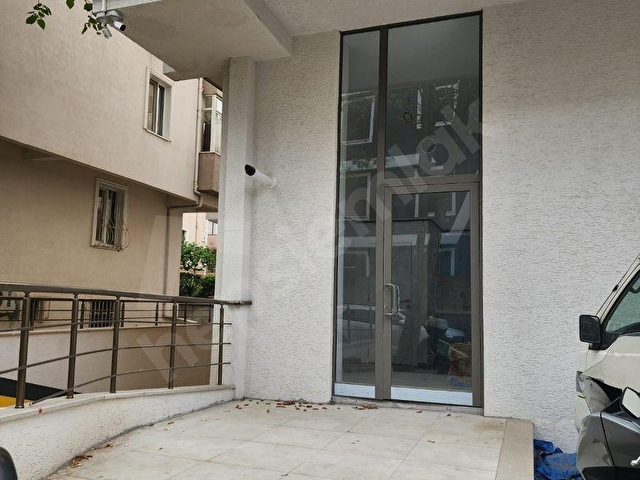 GÜNCELİZDEN KÜÇÜKYALIDA MİNİBÜSE YAKIN SIFIR KİRALIK İŞYERİ - Görsel 11