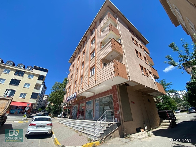 EMİNEVİM VB FİRMALARIN SATIŞINA UYGUN ARA KAT GENİŞ DAİRE...