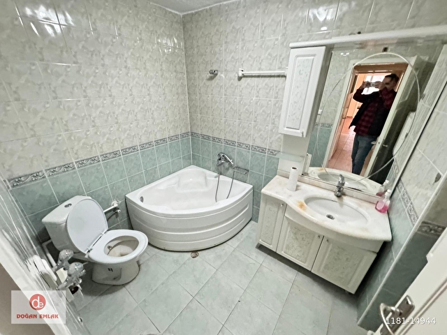 DOĞAN 2DEN SOKULLU CADDE ÜZERİ KATTA KİRALIK DAİRE - Görsel 6