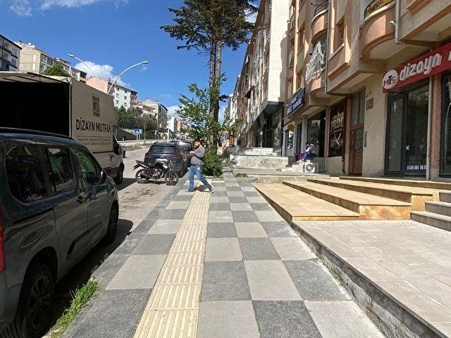 Gölbaşı Cumhuriyet Caddesi satılık İş Yeri - Yatırımlık Fırsat - Görsel 2