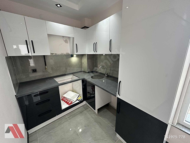 SÜMBÜLLERDEN GAFFAR OKKAN YAKINI KÖŞE Z.ISITMA 1+1 LÜKS DAİRE - Görsel 3