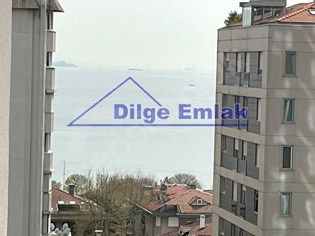 Fenerbahçe Sahilde 5 Yıllık 125 m2 3+1 Satılık Daire