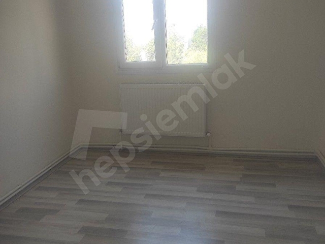 Bornova Evka 4 de Merkezi Konumda Kiralık Doğalgazlı 2+1 Daire... - Görsel 11