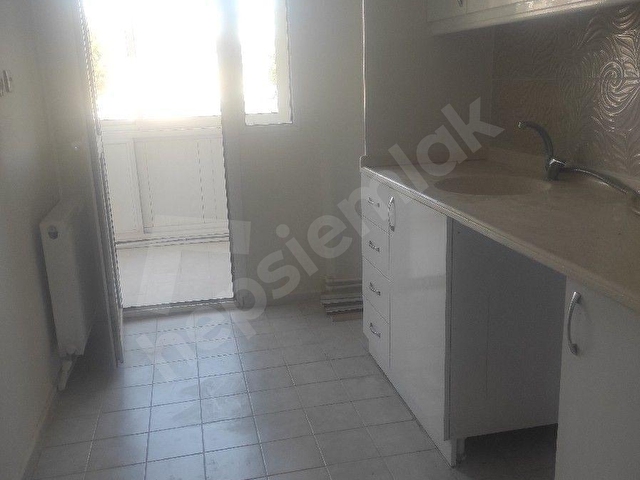 Bornova Evka 4 de Merkezi Konumda Kiralık Doğalgazlı 2+1 Daire... - Görsel 16