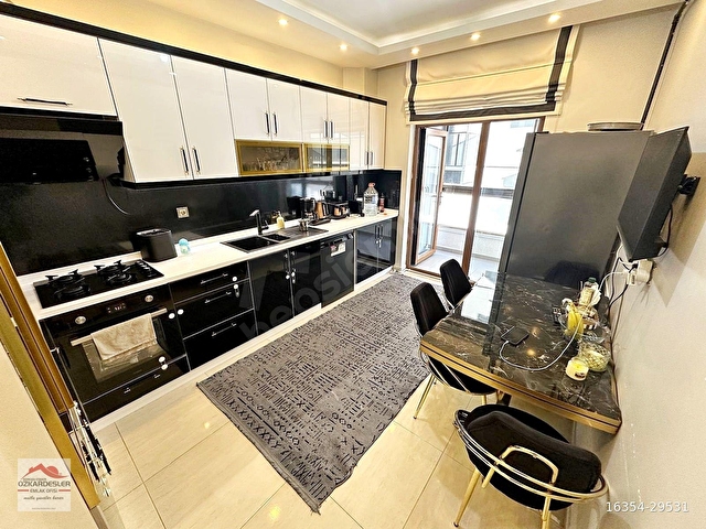 SANCAKTEPEDE ULTRA LÜKS YAPILI EBEVEYN BANYOLU 4+1 FIRSAT DAİRE - Görsel 2