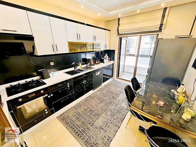 SANCAKTEPEDE ULTRA LÜKS YAPILI EBEVEYN BANYOLU 4+1 FIRSAT DAİRE - Görsel 3