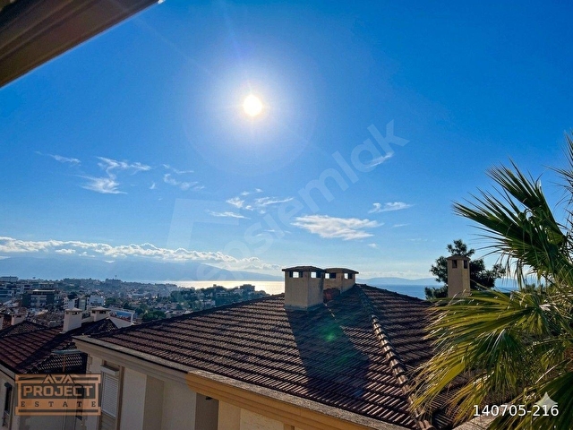 Kuşadası Kadınlar Denizinde 5+2 Havuzlu site içersinde SATILIK VİLLA - Görsel 24