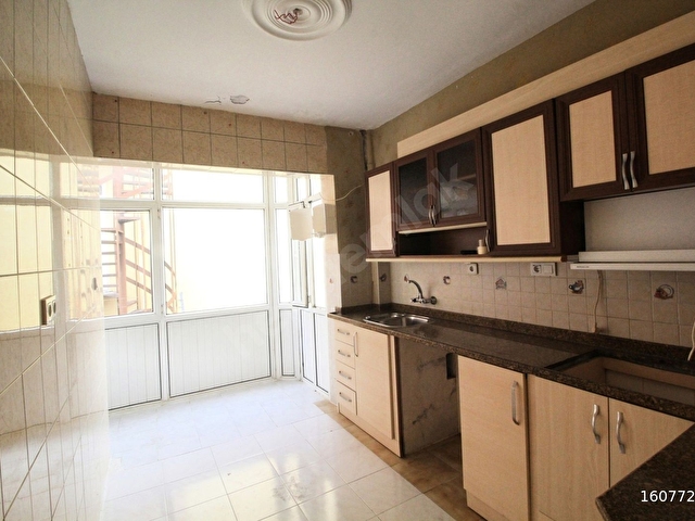 Kleopatra Plajına Ve Teleferiğa 50 M 2+1 Boş Satılık Daire - Görsel 9