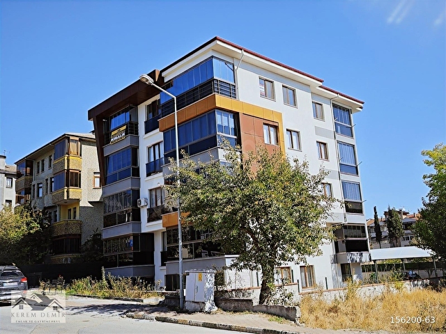 KEREM DEMİR DEN SAFRANBOLU EMEK 3+1 KİRALIK 150 METREKARE DAİRE - Görsel 4