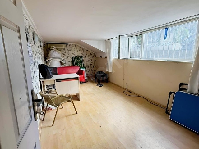 ÇOK MERKEZİ LOKASYONDA.GÜNEŞLİ MEYDAN YÜK ASANSÖRLÜ 500M2 DÜKKAN - Görsel 11
