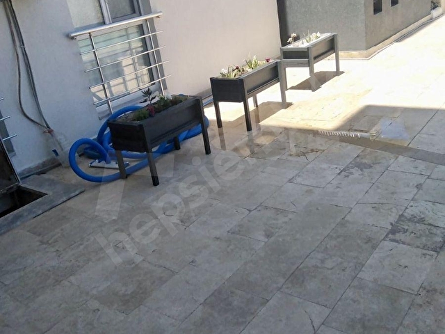 YATIRIM VE TATİL İMKANI BİR ARADA HAVUZLU SİTEDE 80M2 1+1 DAİRE - Görsel 7