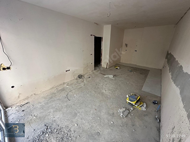 BAĞDATTAN İDEALTEPEDE EBEVEYN BANYOLU ARA KATTA SIFIR DAİRE!!!! - Görsel 2