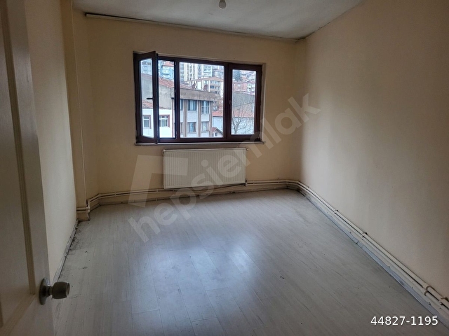 ZONGULDAK ta İLGONEMLAKtan ÇARŞI İÇİNDE 2+1 DAİRE - Görsel 4