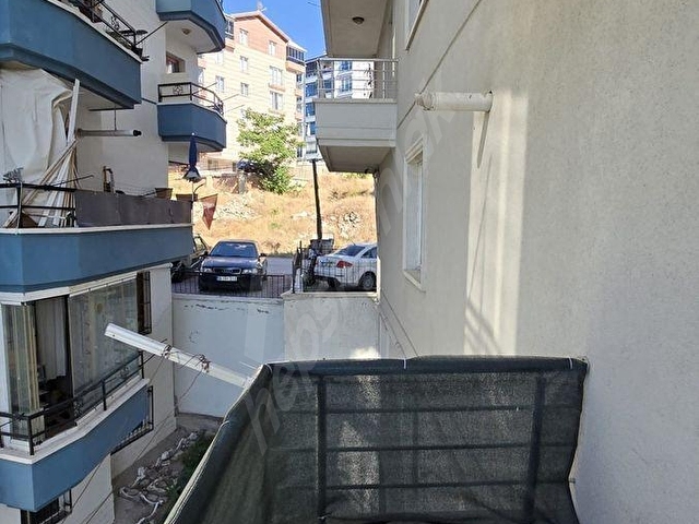 GÜLVEREN MAH 3+1 YÜKSEK GİRİŞ ÖN 3 CEPHE ALTIN DA 3 KAT VAR - Görsel 14