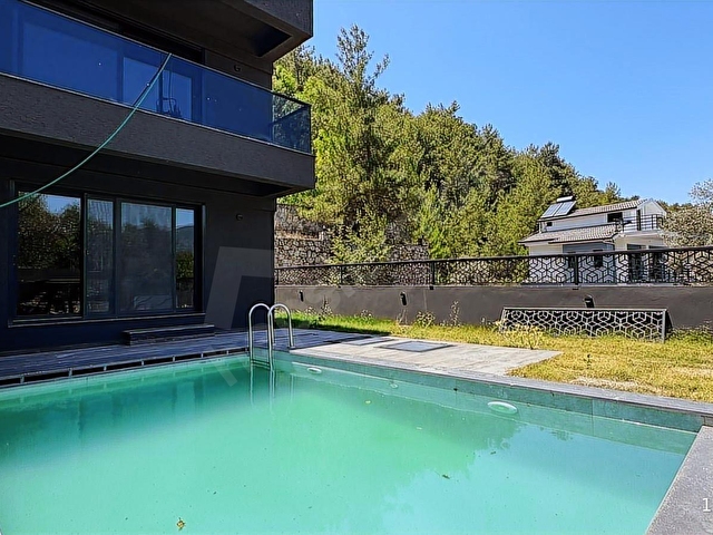 Fethiye, Üzümlüde sıfır, modern eşyalı 3+1 villa satılık - Görsel 6