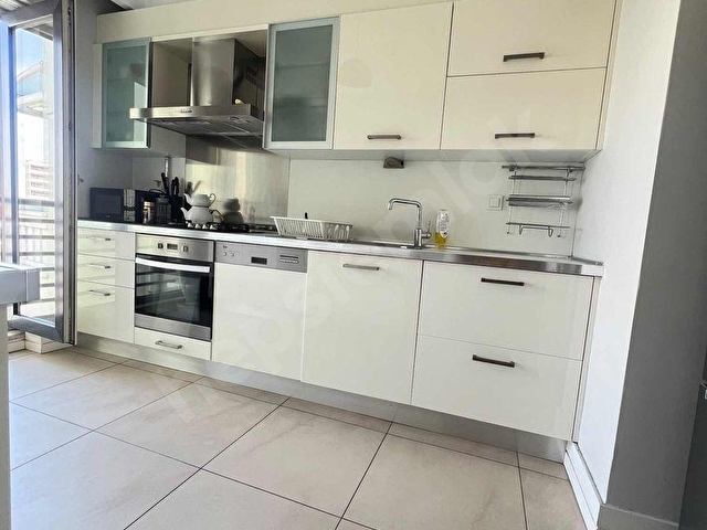 İSTANBUL SARAYLARI 2+1 (119m2) BALKONLU BOĞAZ MANZARALI SATILIK - Görsel 2