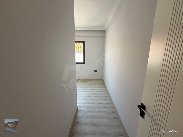 Kuşadası Cumhuriyet mahallesinde kiralık 2+1 daire - Görsel 5