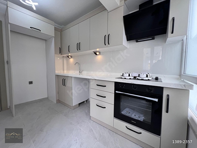 CANTAN EMLAKTAN DENİZE 50M ARA KAT FIRSAT ÖN CEPHE 2+1 DAİRE